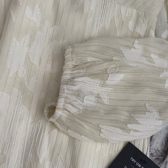 Lulu's Light Yellow Floral Long Sleeve Blouse - Picture 3 of 5